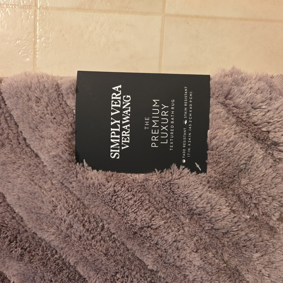 Simply Vera Plush Bathroom Rug - Picture 5 of 5